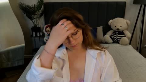 briarwynn online show from November 2, 8:23 pm