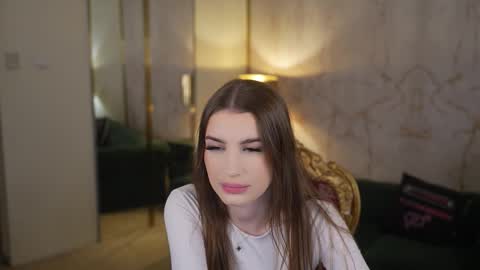 Diamonds Girls online show from December 3, 2:19 pm