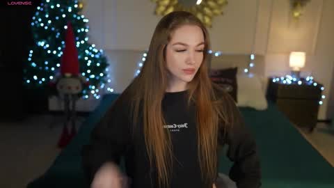 Diamonds Girls online show from December 20, 11:20 pm