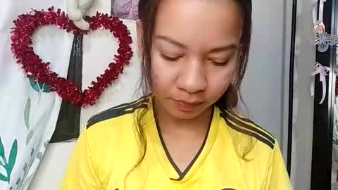 brithany online show from April 18, 2:14 am