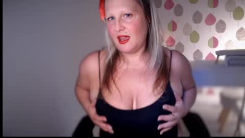 British Bella online show from February 5, 12:08 pm