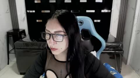 Britney  online show from April 15, 2:45 am