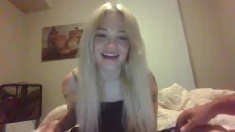 britneycherry08 online show from April 21, 7:59 am