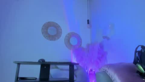 britnney_18 online show from February 11, 11:53 am