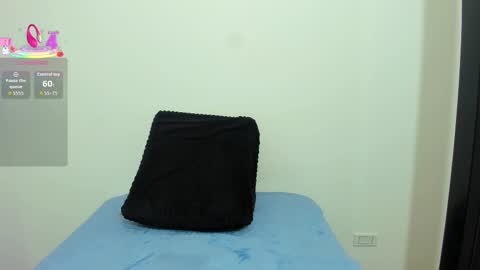 brittanyy20 online show from September 24, 11:20 am