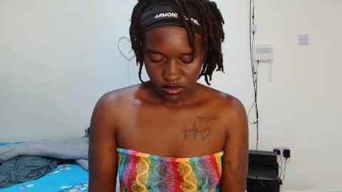 broken_haloo online show from April 16, 5:30 am