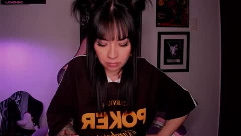 Laura online show from January 6, 11:08 pm