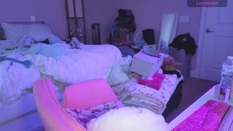 Madam Brooke online show from November 28, 2:09 pm