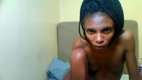 brownminaj_ online show from March 3, 6:25 pm