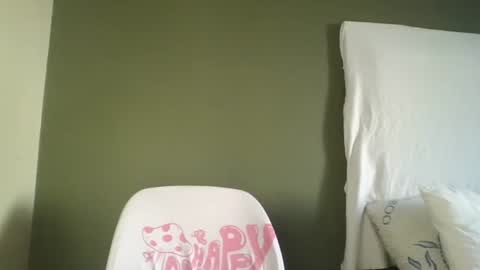 EtherealLilac online show from March 17, 12:09 pm