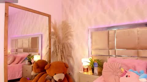 Brenda online show from September 26, 6:11 am