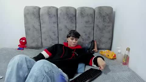 Bruno Cruz online show from April 22, 2:52 am