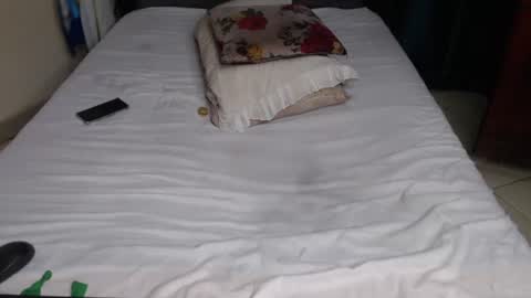 Brownie online show from December 5, 7:19 am