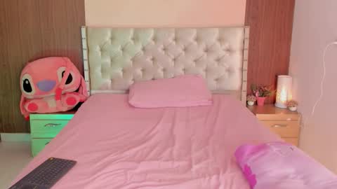 Carly     online show from October 15, 12:30 pm