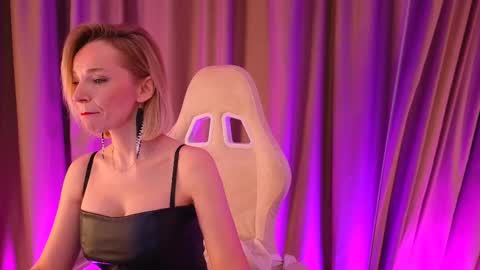 bubbling_crush online show from February 20, 11:32 pm