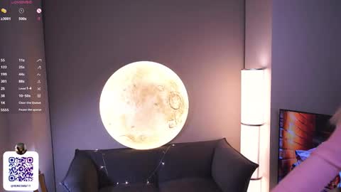 buffycabler online show from December 5, 8:10 pm