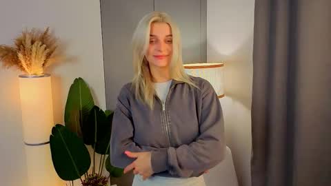 buffycabler online show from November 19, 8:42 pm