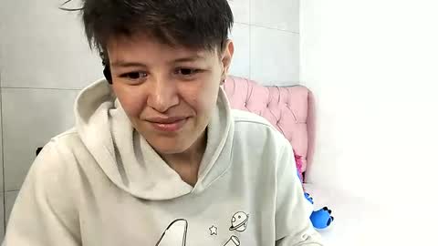 bug2025 online show from September 27, 2:19 am