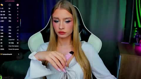 Snapshot of bunny_wetty chatting on September 26, 7:33 pm ruslana online show from September 26, 7:33 pm