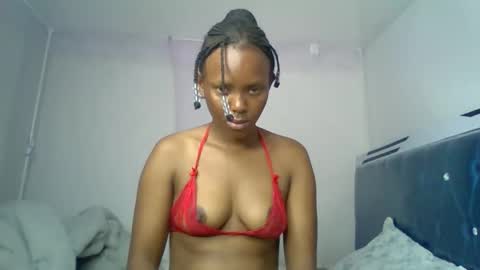 bunnydiva_ online show from May 28, 2:53 am