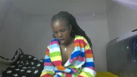 bunnydiva_ online show from April 12, 8:28 am