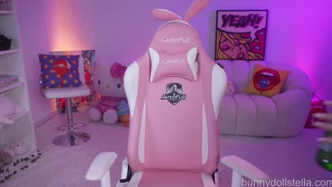 Snapshot of bunnydollstella chatting on October 24, 12:28 am Stella online show from October 24, 12:28 am