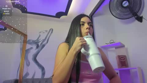 bunnyevans online show from May 20, 12:57 pm