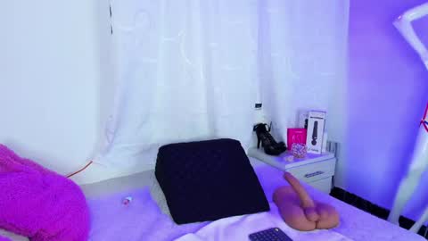 katerine payne online show from April 17, 3:19 am