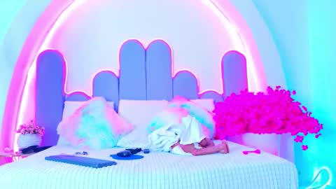 Bunny online show from April 16, 3:40 am