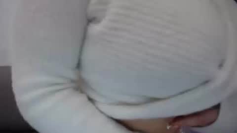 Snapshot of burn_baby_brun chatting on December 28, 2:42 pm Cake online show from December 28, 2:42 pm
