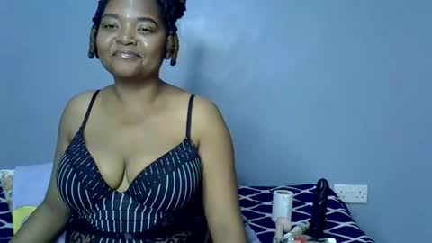 busty kenzi online show from July 15, 8:24 pm