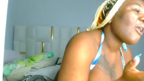 busty_mellons69 online show from September 10, 2:06 pm