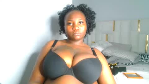 busty_mellons69 online show from November 9, 1:22 am