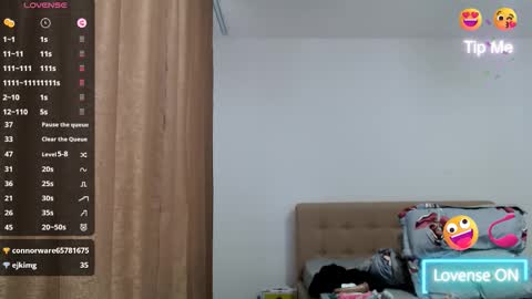 Emma online show from February 9, 1:02 pm