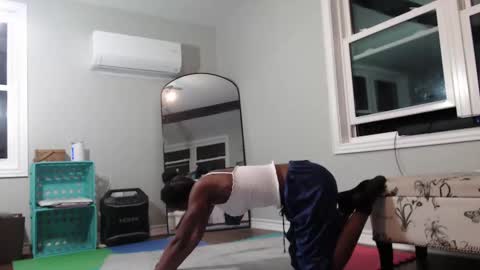 Snapshot of butt3rcup chatting on September 18, 3:27 am Goddess online show from September 18, 3:27 am