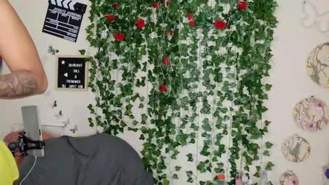 butterfly booty online show from November 1, 2:21 pm