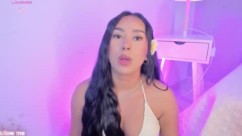 Camelia Smith online show from November 7, 3:01 am