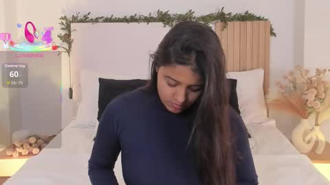 camila_bustamante_ online show from January 13, 6:45 pm