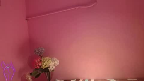 kira online show from November 29, 4:00 pm