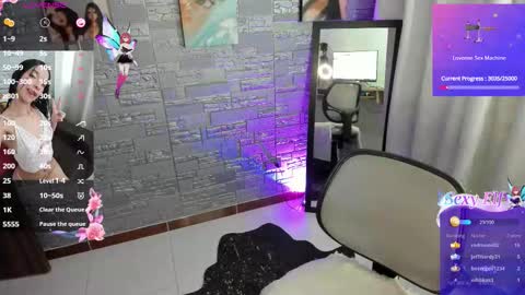 CamilaVill online show from February 18, 11:15 pm