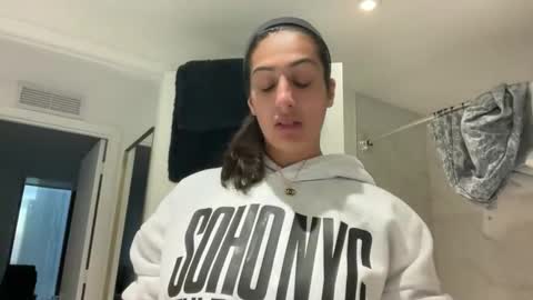 camiliakxoxo online show from February 28, 11:31 am