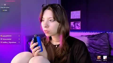 Camilla online show from May 12, 6:32 am