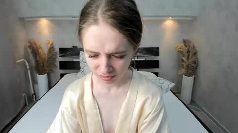 Camilla online show from November 3, 1:53 am