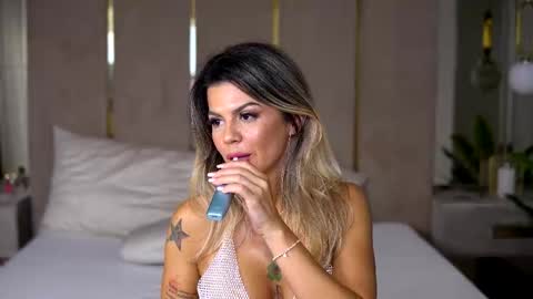 Snapshot of camillastarr chatting on October 10, 9:52 pm Camy online show from October 10, 9:52 pm