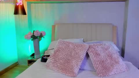 Camille Lynn online show from September 30, 1:44 am