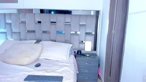 Camila online show from February 21, 4:51 pm