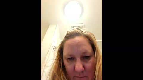 campbellcourtney385 online show from January 15, 5:13 am