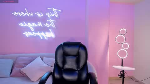  Candanse R  online show from November 18, 1:39 am