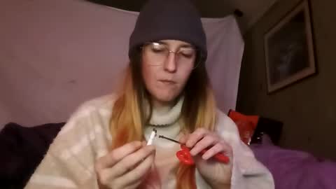 Candi online show from November 21, 8:05 am