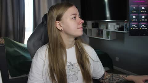 Megan online show from December 13, 9:25 am